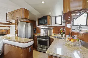 2006 Marquis 65 Pilothouse thumbnail 25