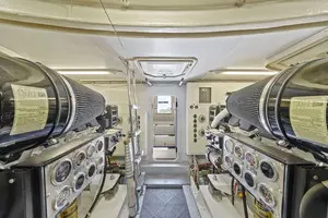 2006 Marquis 65 Pilothouse thumbnail 38