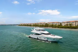 2006 Marquis 65 Pilothouse thumbnail 3