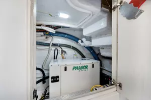2006 Marquis 65 Pilothouse thumbnail 37