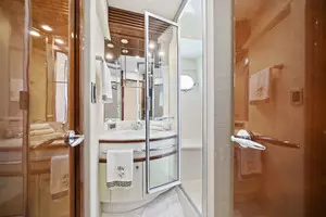 2006 Marquis 65 Pilothouse thumbnail 35