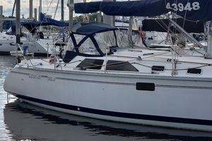 Blue Bayou 36ft Hunter Yacht For Sale