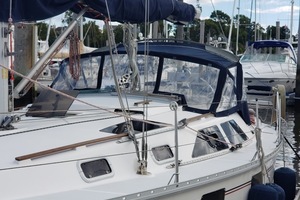 Blue Bayou 36ft Hunter Yacht For Sale