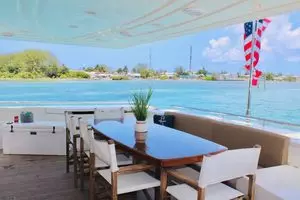 2007 Ferretti Yachts 780 thumbnail 11