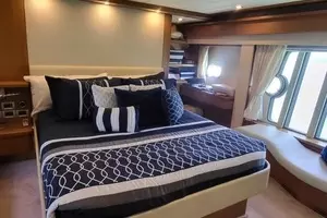 2007 Ferretti Yachts 780 thumbnail 22