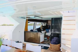 2007 Ferretti Yachts 780 thumbnail 12