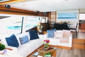 2007 Ferretti Yachts 780 thumbnail 15
