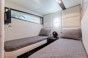 Lazzara 75 Salacia - VIP Stateroom