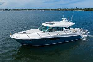 Tiara-44-Sea Major II-Exterior