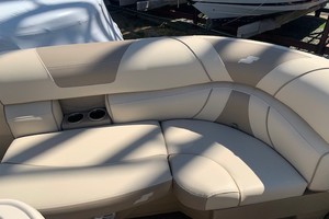 Photo 3252139 for 2021 Starcraft EX 22 FD  