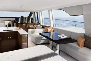 2022 Fairline Squadron 68 thumbnail 15