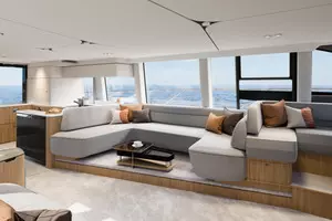 2022 Fairline Squadron 68 thumbnail 8