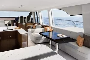 2022 Fairline Squadron 68 thumbnail 15