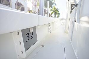 2015 Yellowfin Offshore thumbnail 21