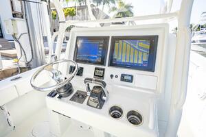 2015 Yellowfin Offshore thumbnail 14