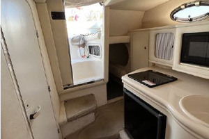 Love Two Sea 26ft Sea Ray Yacht For Sale