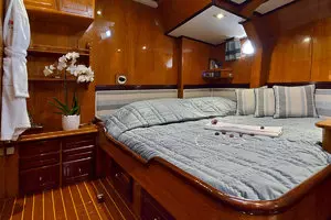 1988 Brooke Yachts thumbnail 18