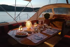 1988 Brooke Yachts thumbnail 27