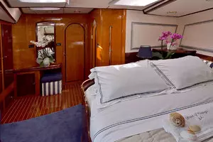 1988 Brooke Yachts thumbnail 16