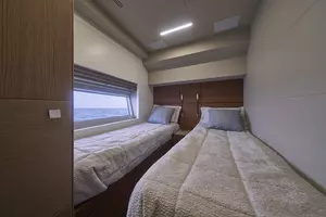 2022 Astondoa 52 Flybridge thumbnail 23