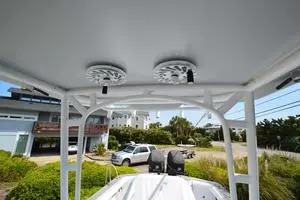 C LU 32ft Jarrett Bay Yacht For Sale
