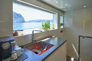 2022 Astondoa 110 Century thumbnail 31
