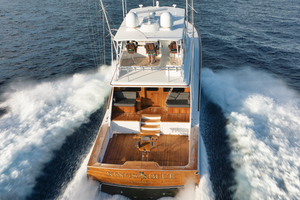 Whiticar 77 - Kings Blue - stern profile
