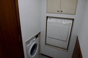 Whiticar 77 - Kings Blue - laundry