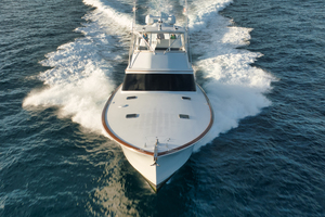 Whiticar 77 - Kings Blue - bow profile