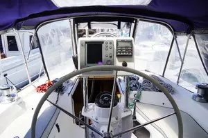 2000 Hunter Passage 420 thumbnail 5