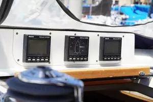 2000 Hunter Passage 420 thumbnail 27