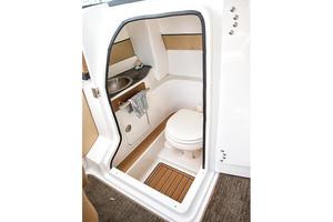 27ft Sea Ray Yacht For Sale