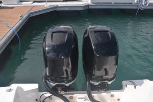Intrepid 30 CC-Engines