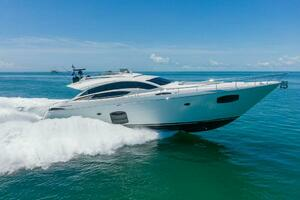 VIDI 2018 Pershing Pershing 74 Yacht For Sale in Miami FL