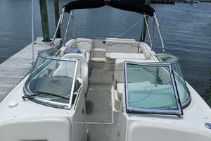 Photo 3295479 for 2008 Sea Ray 290 Sundeck  