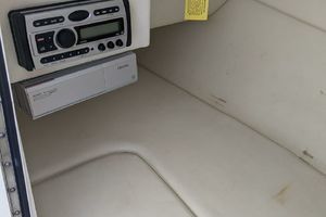 Photo 3295488 for 2008 Sea Ray 290 Sundeck  