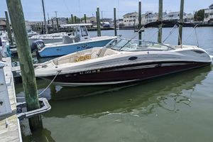 Photo 3295476 for 2008 Sea Ray 290 Sundeck  