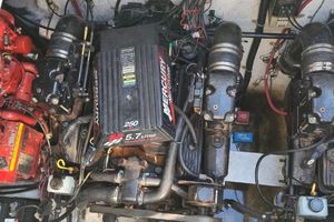 Photo 3299490 for 2000 Maxum 3300 SCR  