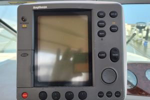 Photo 3299476 for 2000 Maxum 3300 SCR  