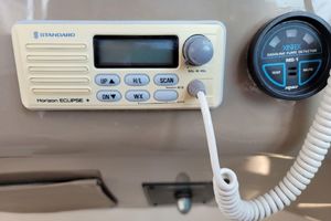 Photo 3299450 for 2000 Maxum 3300 SCR  