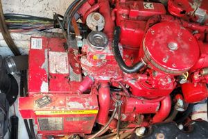 Photo 3299465 for 2000 Maxum 3300 SCR  