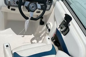 Photo 3299770 for 2011 Chaparral 244 Sunesta  