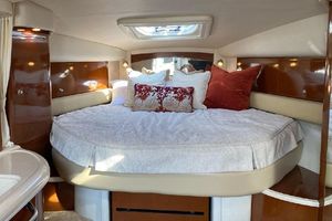 Photo 3301027 for 2008 Sea Ray 340 Sundancer High Maintenance 