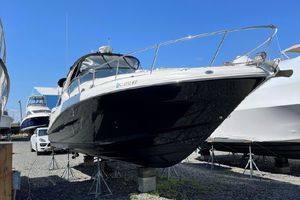 Photo 3301012 for 2008 Sea Ray 340 Sundancer High Maintenance 