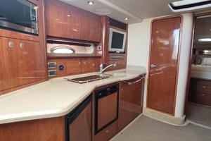 Photo 3360902 for 2004 Sea Ray 390 Sundancer  