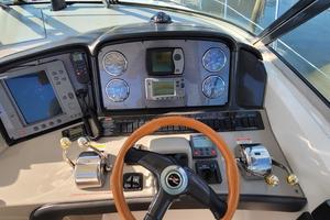 Photo 3360895 for 2004 Sea Ray 390 Sundancer  