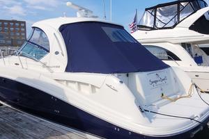 Photo 3360917 for 2004 Sea Ray 390 Sundancer  