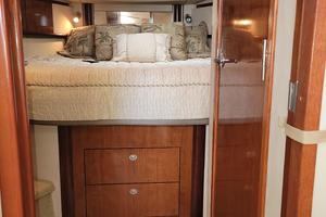 Photo 3360906 for 2004 Sea Ray 390 Sundancer  