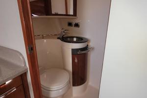 Photo 3360904 for 2004 Sea Ray 390 Sundancer  