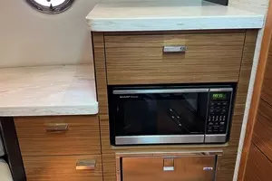 2016 Tiara 44 Express Coupe 